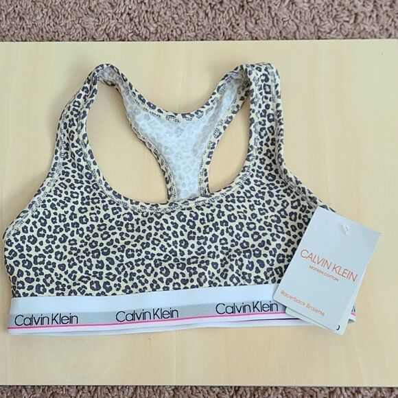 Calvin Klein, Little girls bra, size Small 6x - Picture 1 of 2